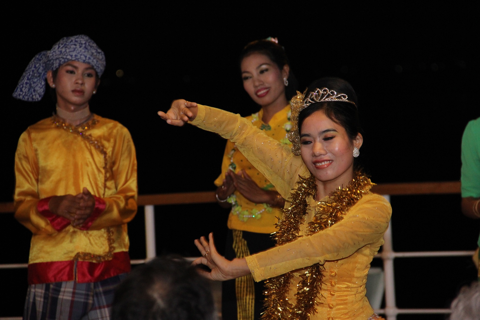Pandaw RV Kindat Pandaw Activities.jpg